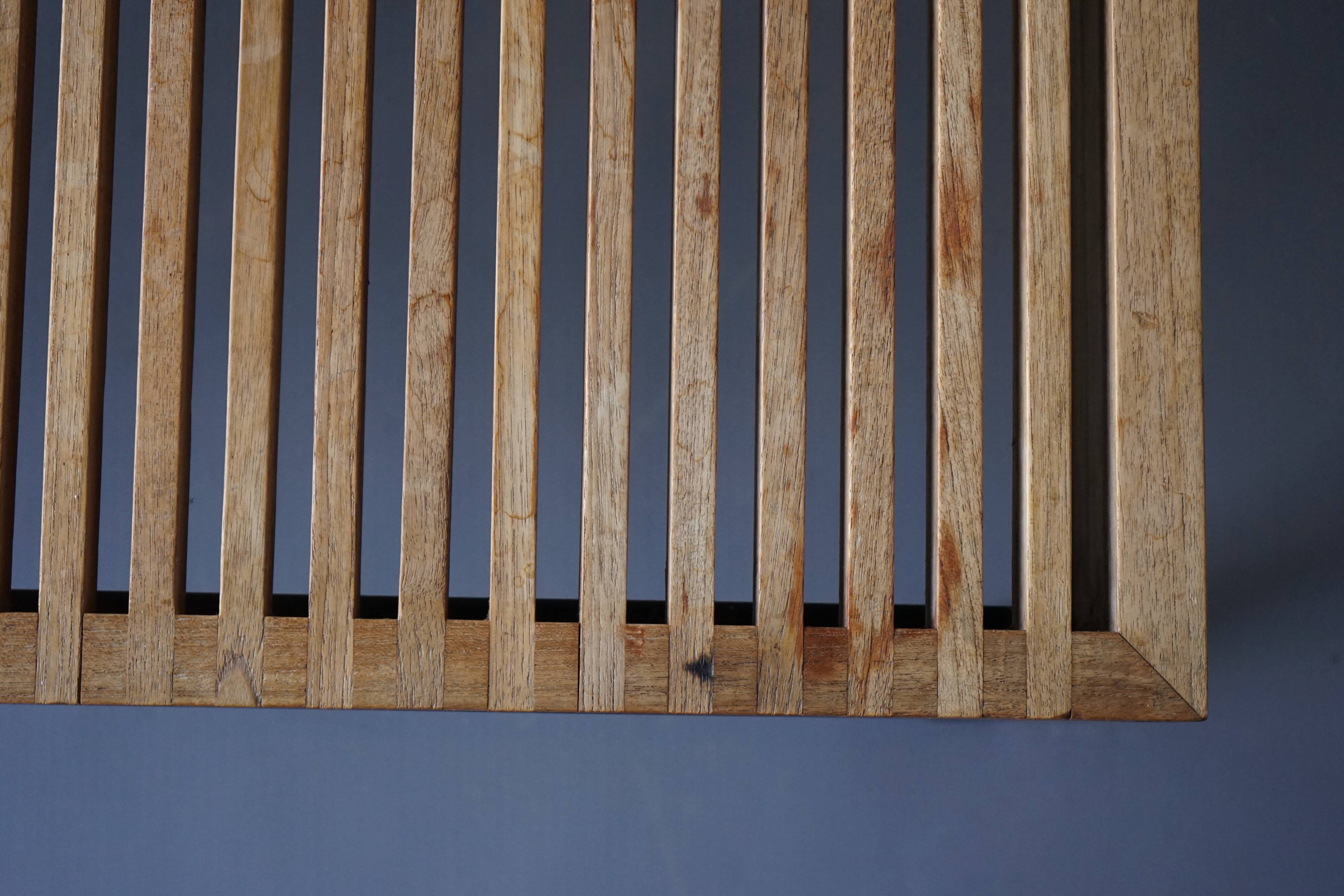 Table basse vintage à lattes en teck et métal, 1960