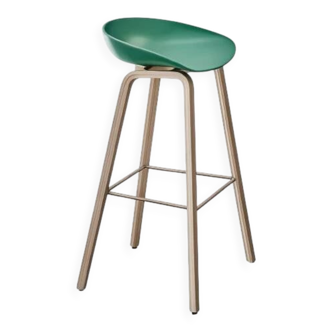 About A Stool AAS42 - Hay