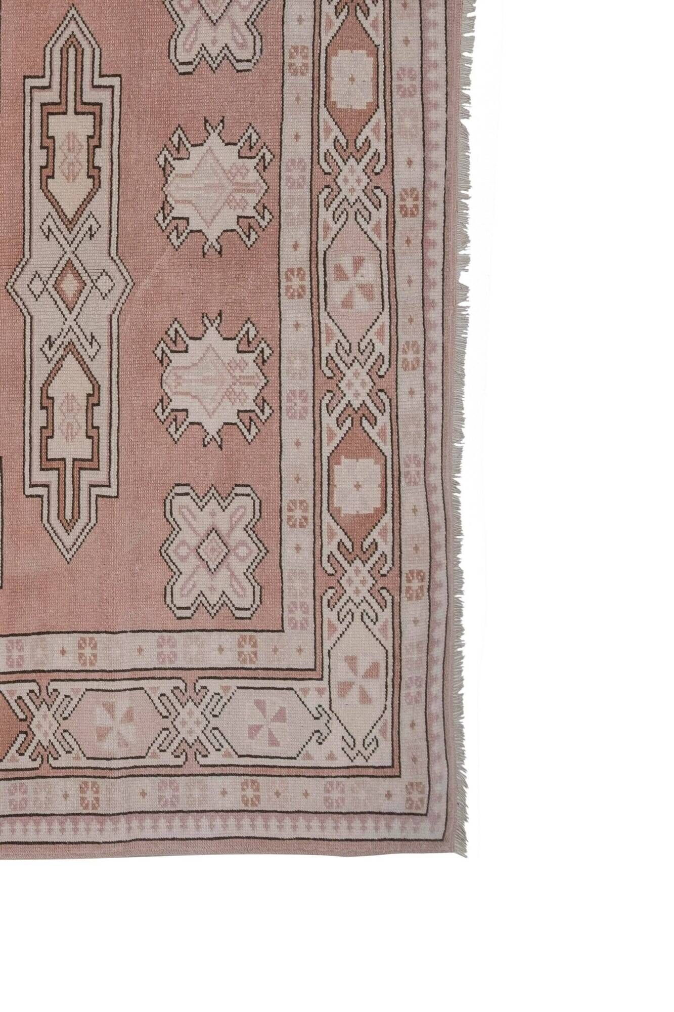 Vintage handmade Turkish rug 175x225 cm