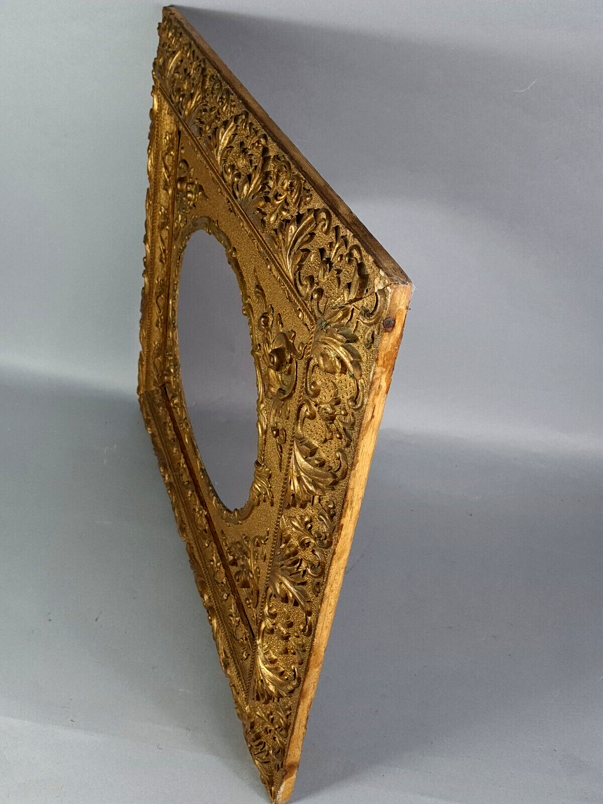 Old frame view rectangle or oval wood gilded stucco 58x48 cm SB108