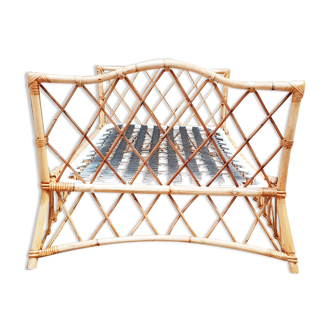 Vintage rattan bed