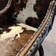 Chaise vintage en peau de vache