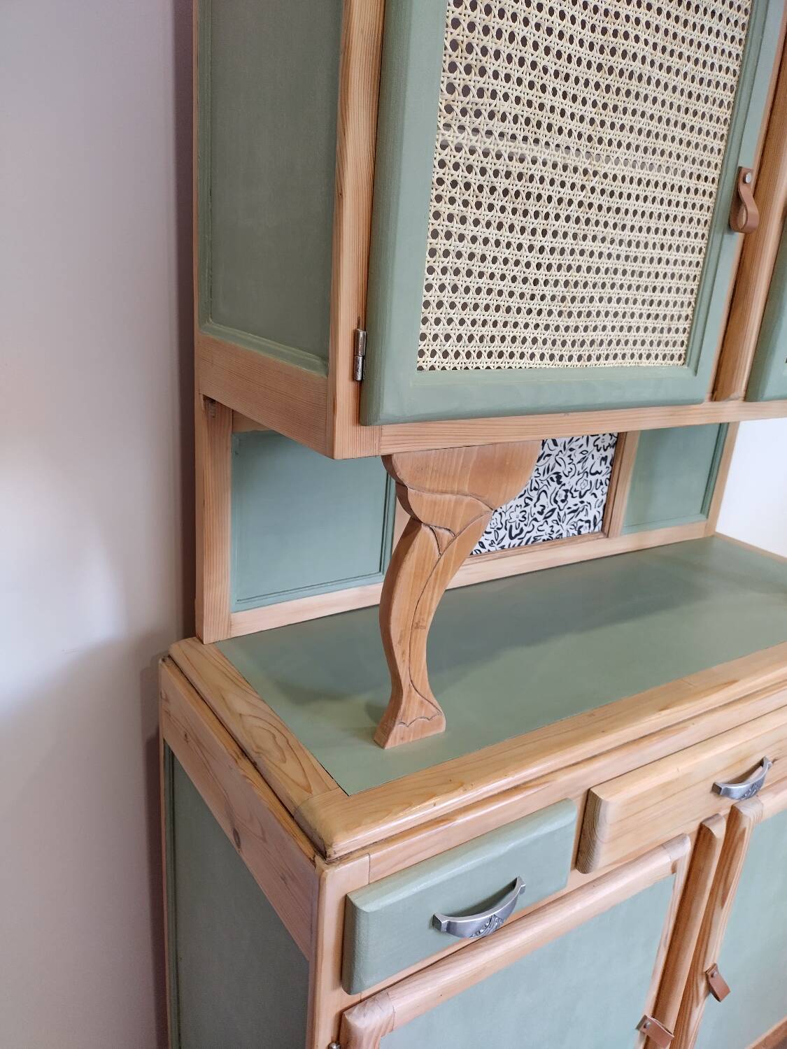 Mado style sideboard