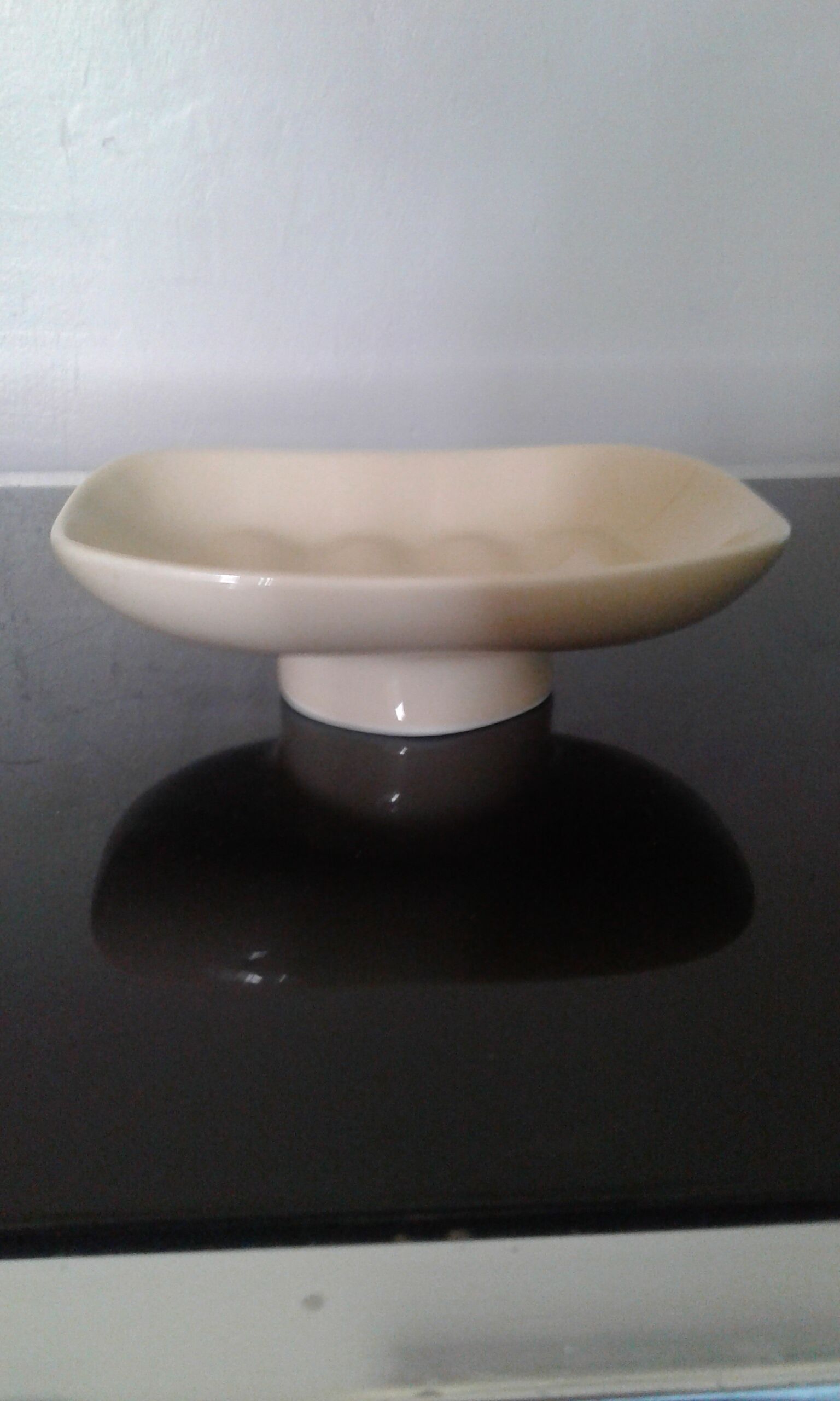 Ceramic soap dish