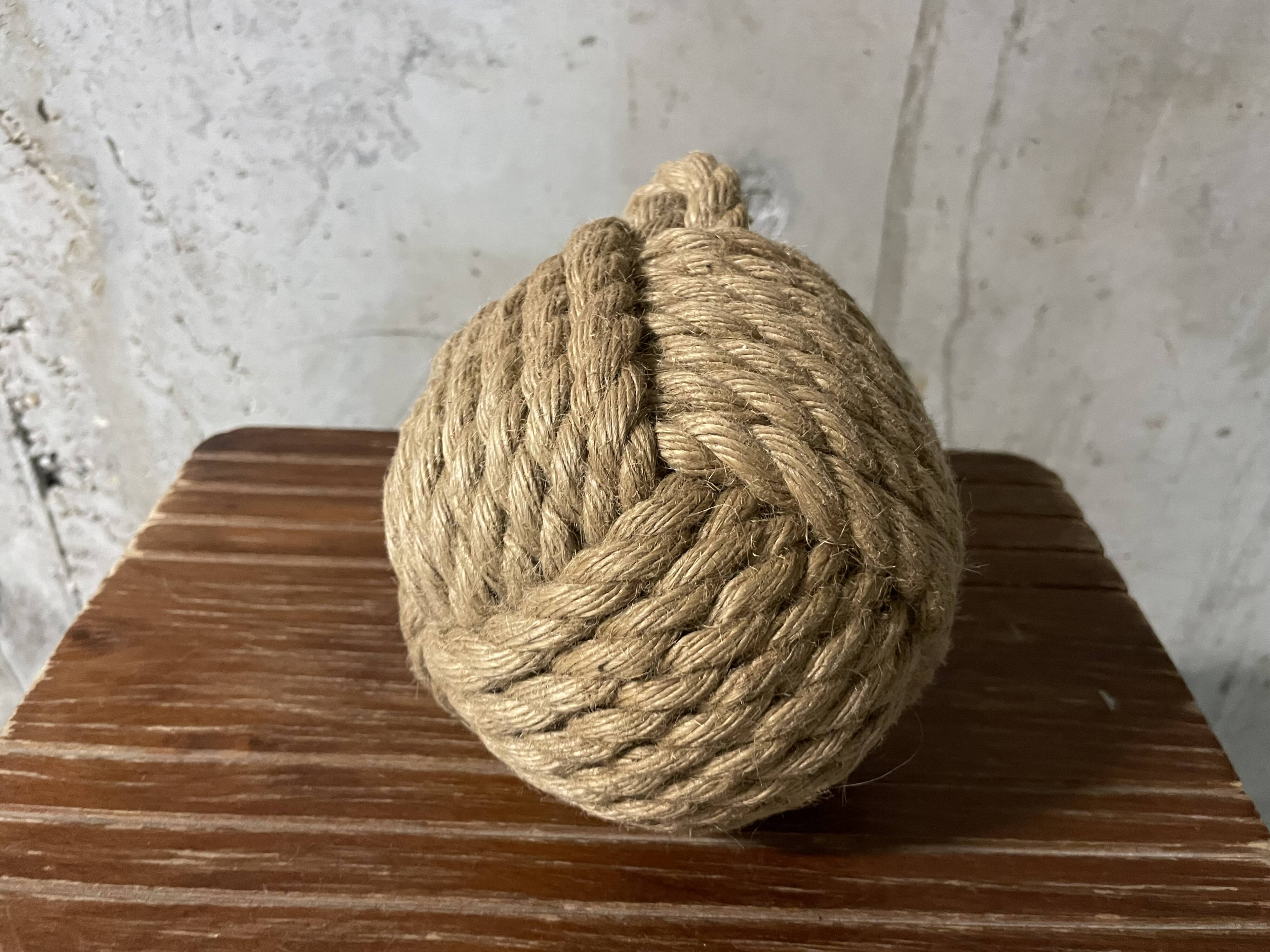 Mooring ball