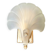 Shell wall lamp