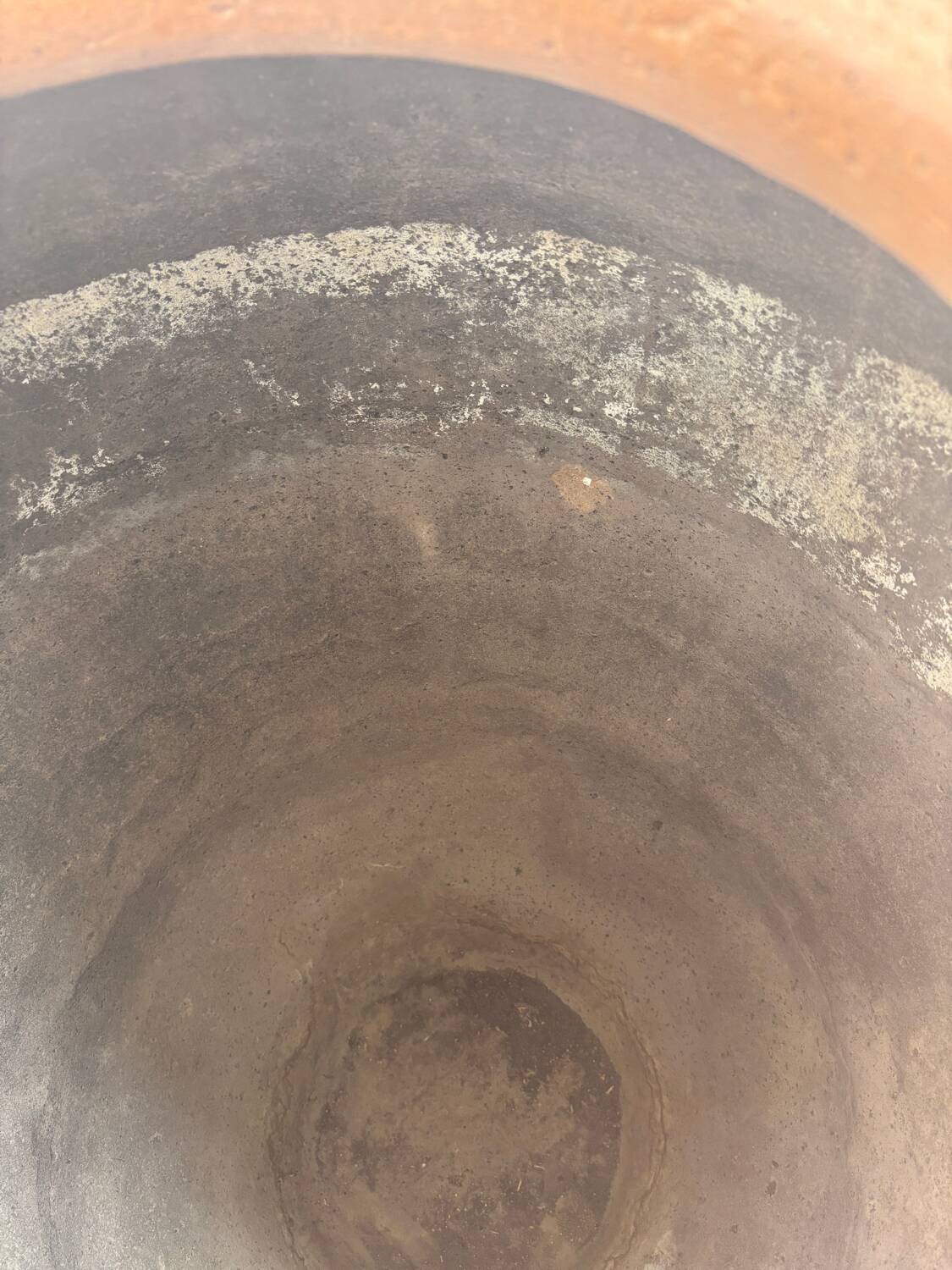 Spanish oil jar, Tinaja, 18th century.