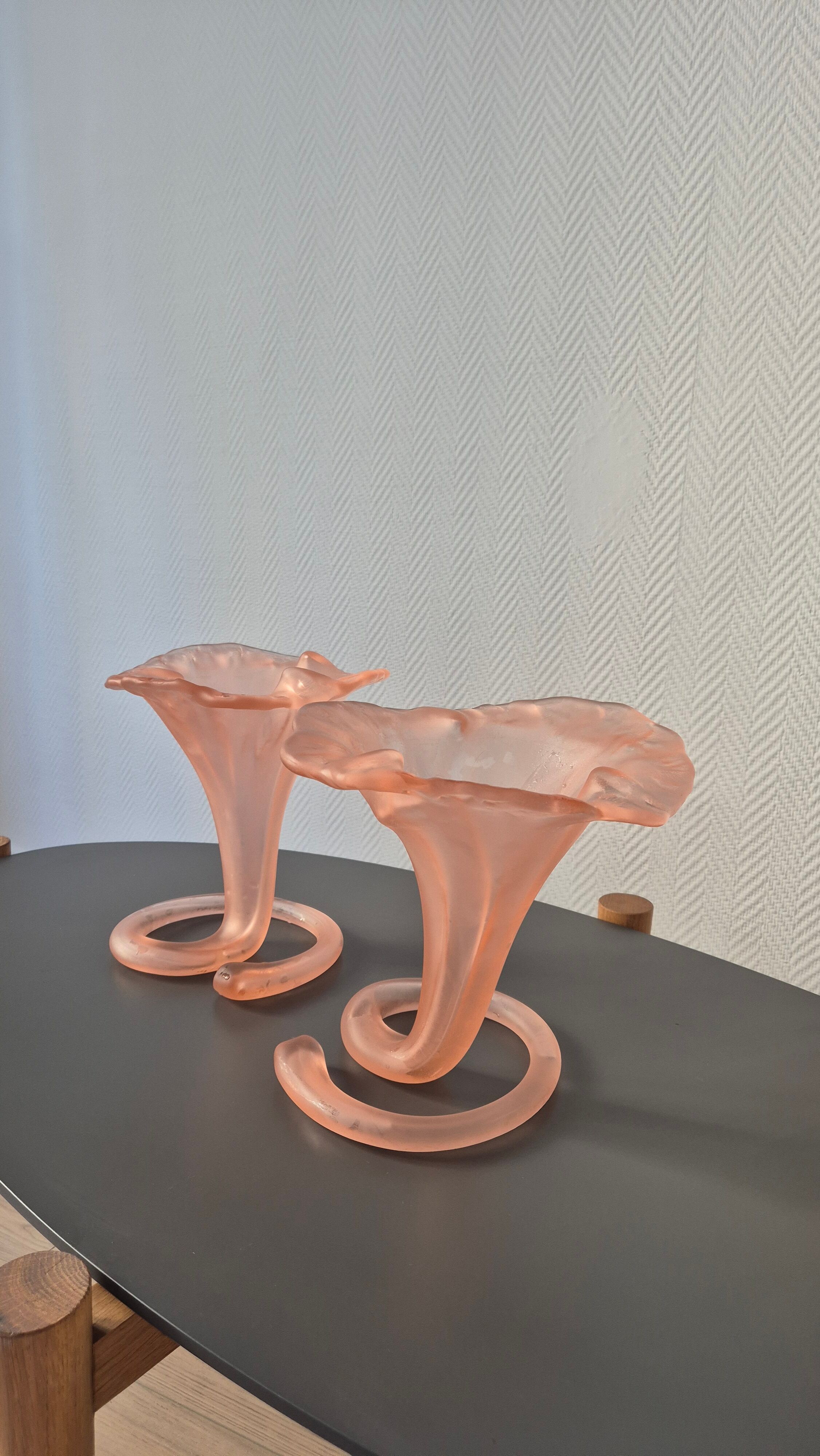 Pair of vintage Italian vases "Lilly" — pale pink frosted glass