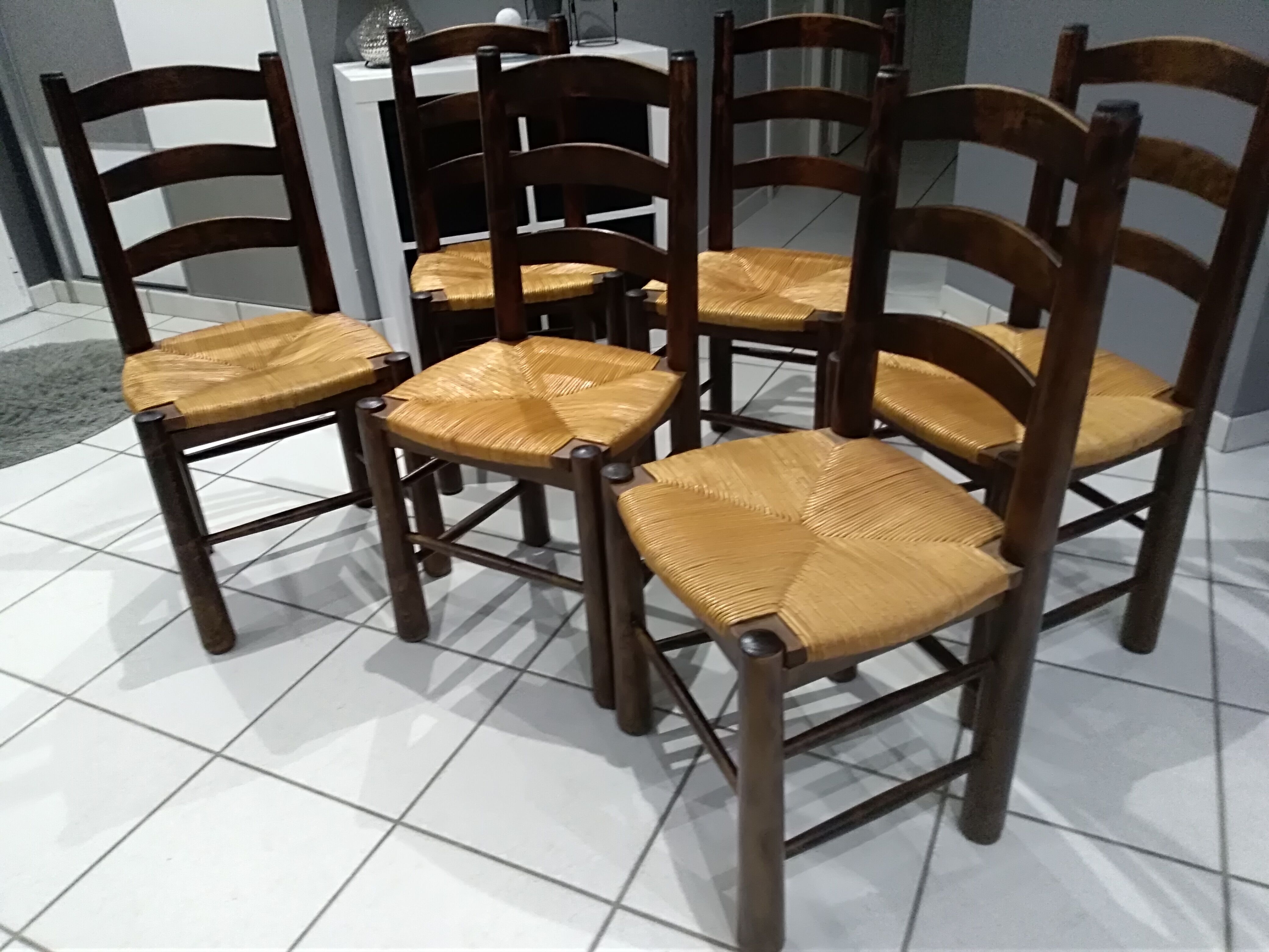Suite of 6 brutalist straw chairs, 1940s