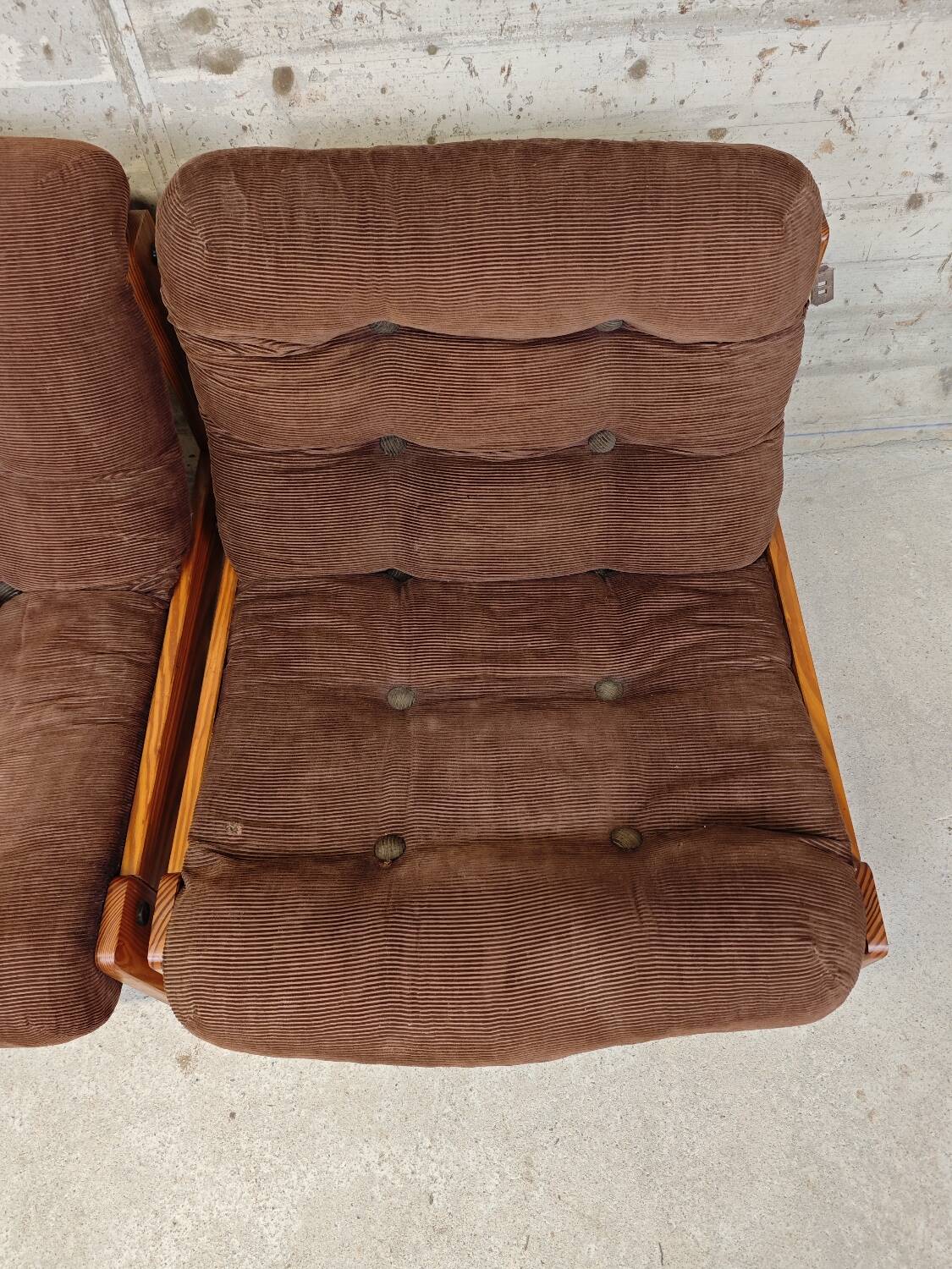 Pair of armchairs in pine and velvet