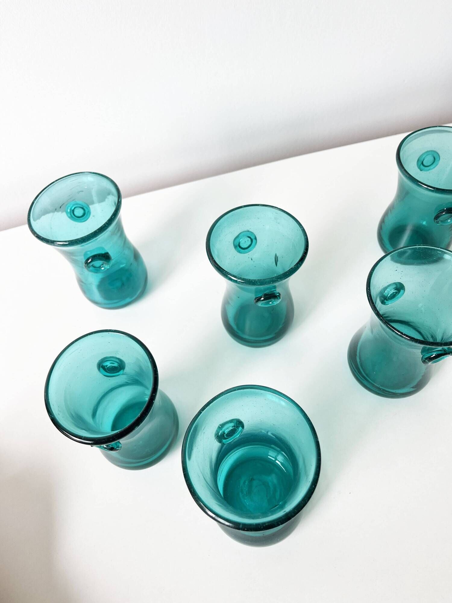Set of bubble glass water glasses from the 1960s.