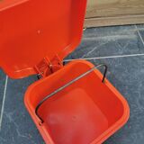 Vintage bathroom bin