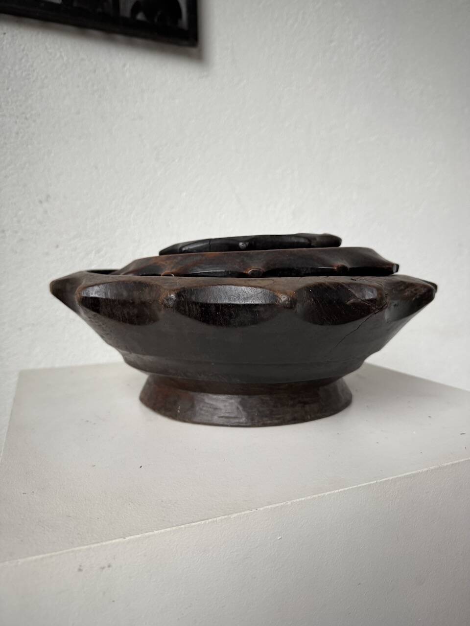 Brutalist wooden dishes, Savoyard popular art.