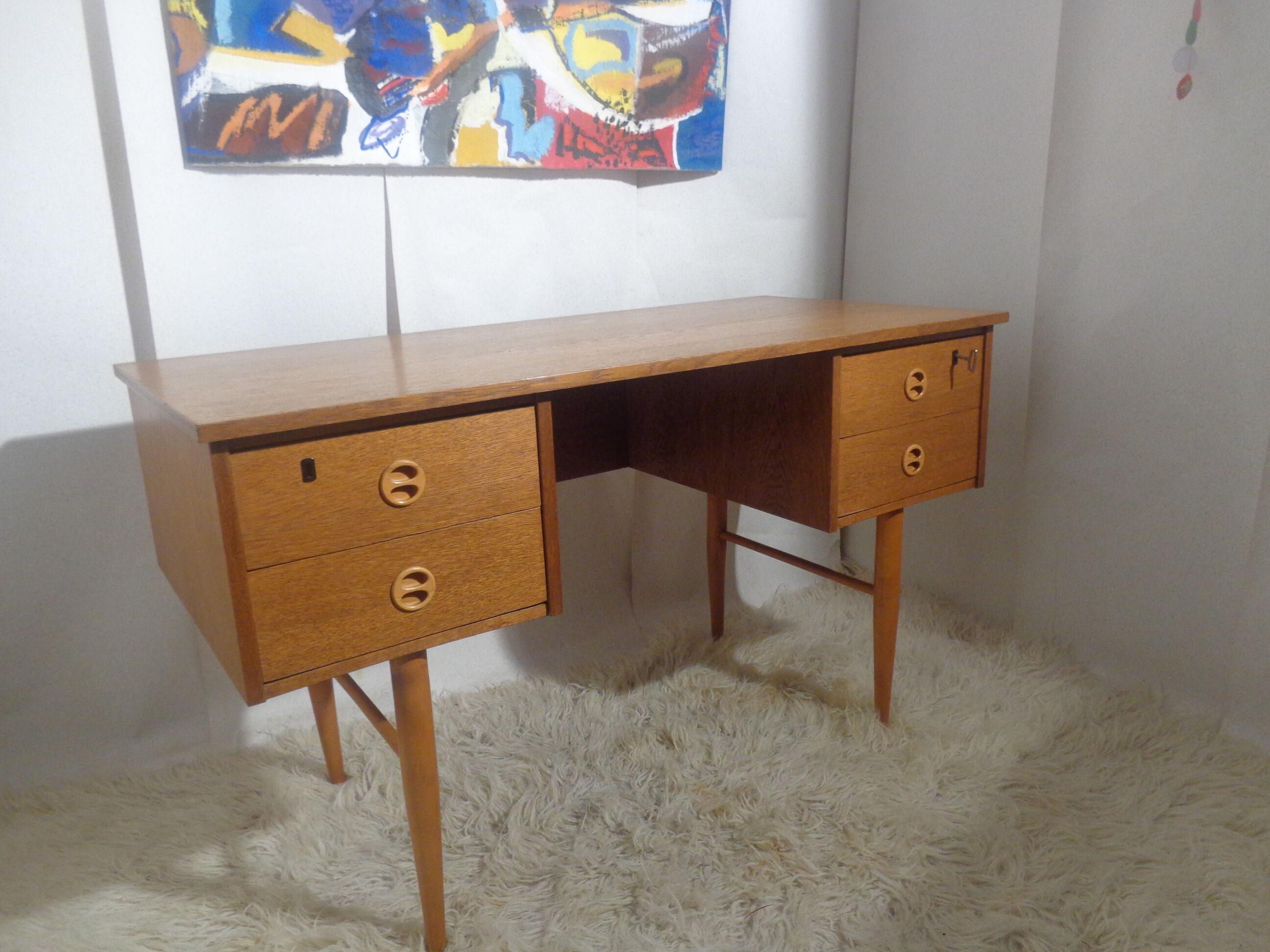 Scandinavian desk 60
