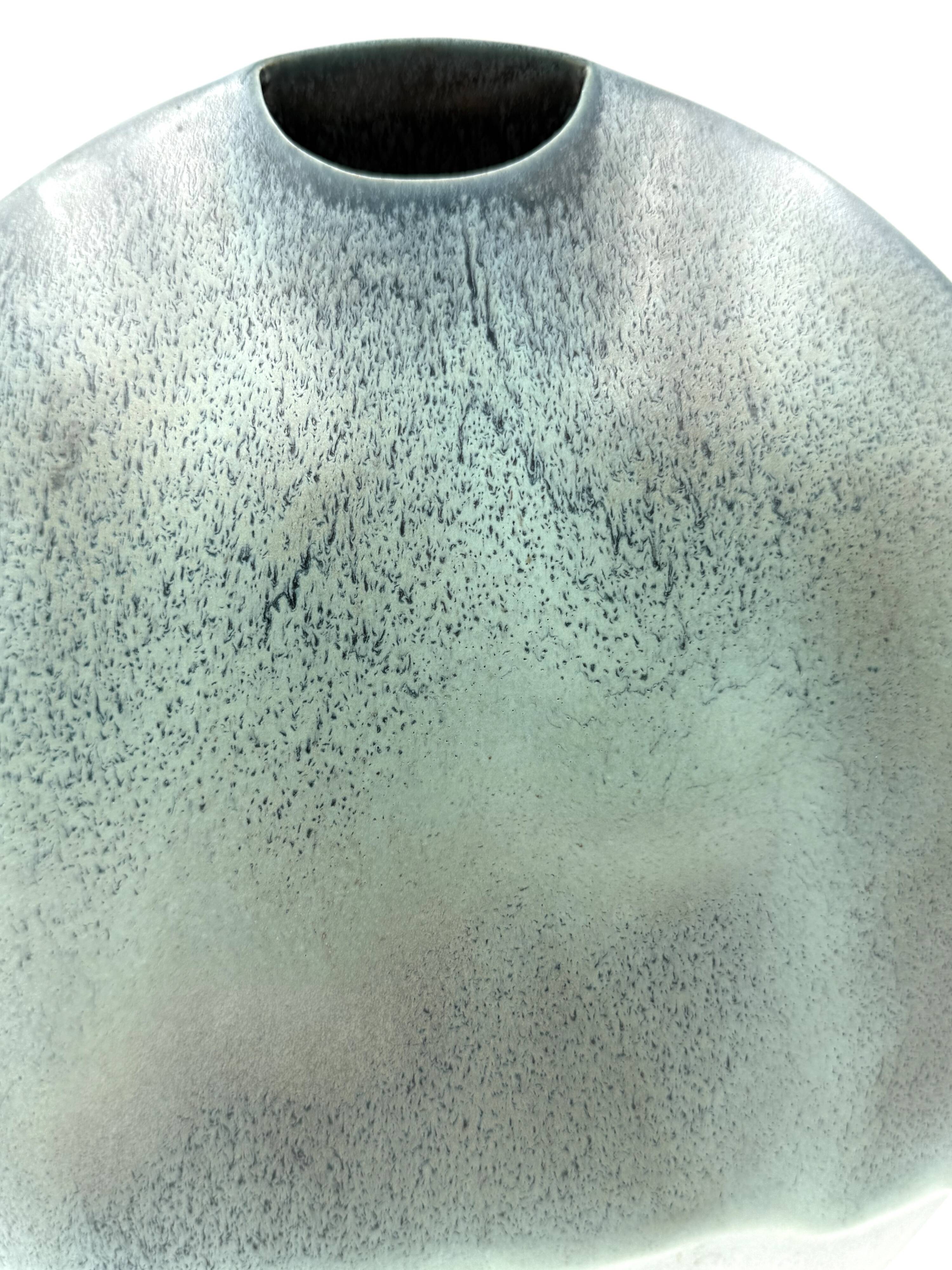 Vase soliflore en céramique bleue, France 1970