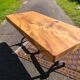 Table basse brutaliste, art populaire année 20