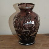 Vase Saint Graal en cristal mauve et incrustations d'argent