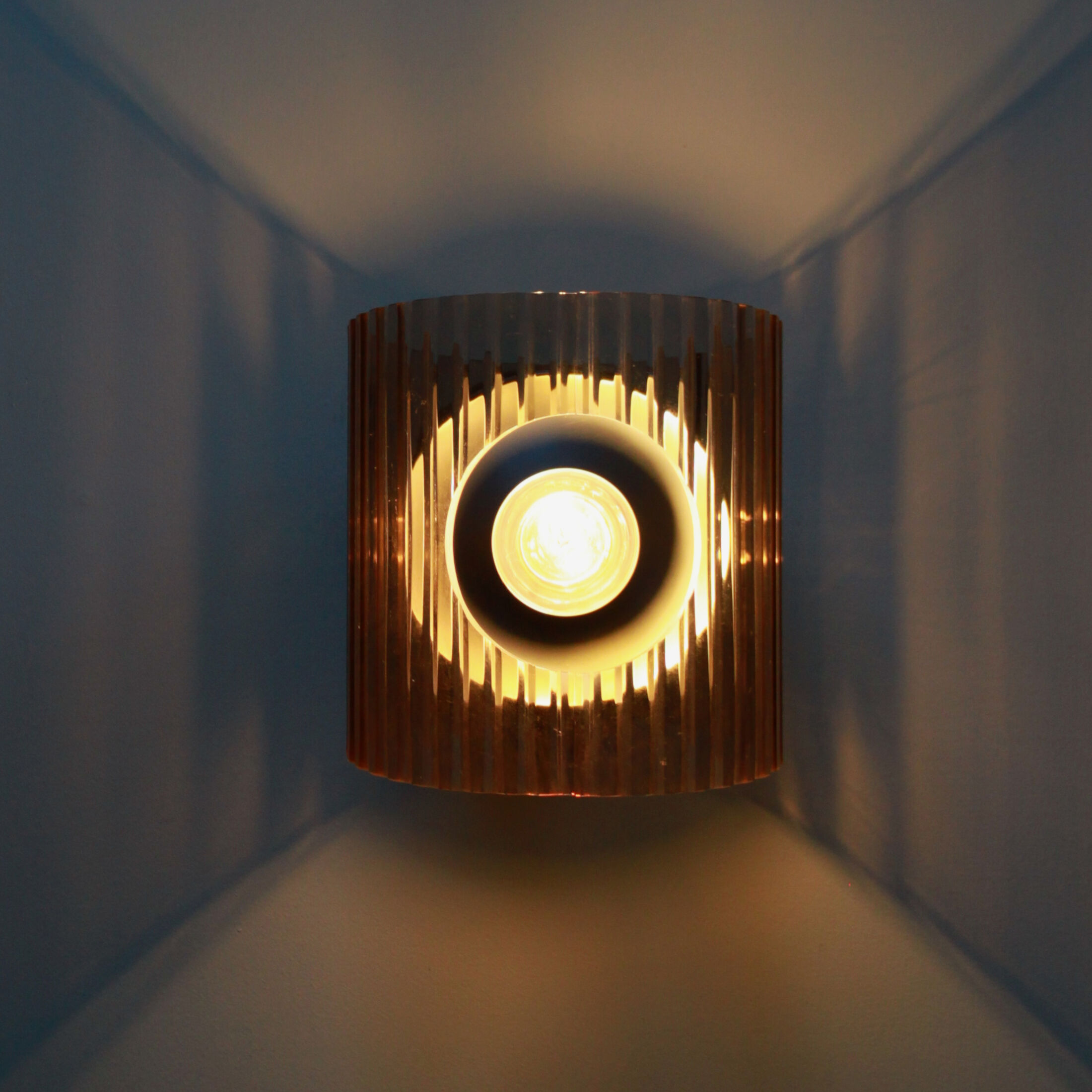 Pair of wall sconces in plexiglass seventies vintage