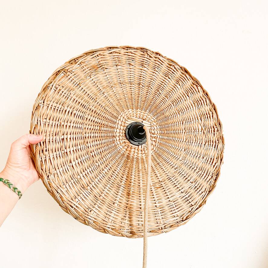 Rattan pendant light
