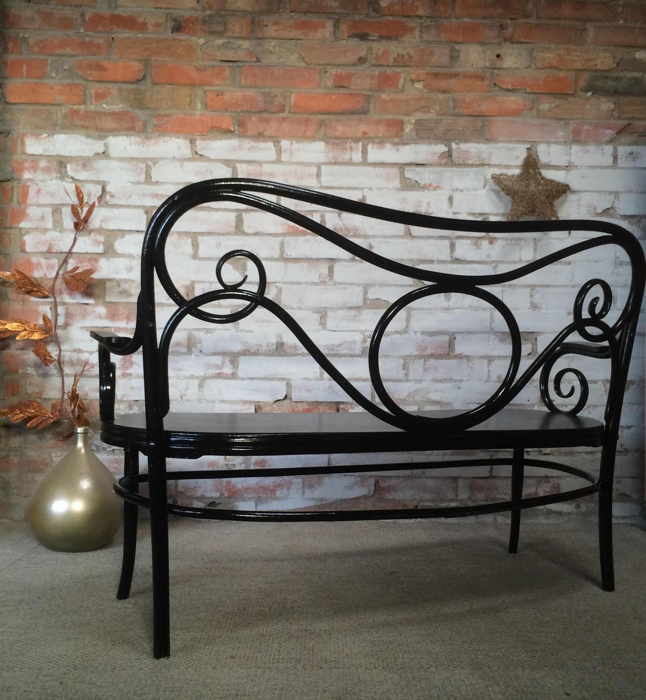 Banquette Thonet laqué noir