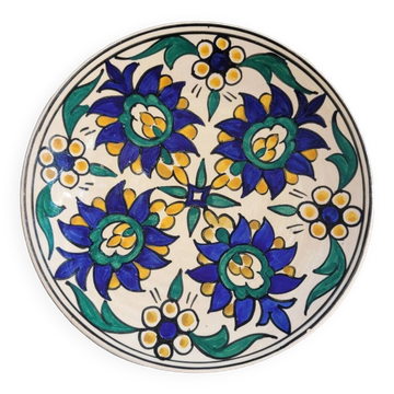 Glazed oriental plate