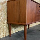 60s 70s teak sideboard Credenza cabinet Danish Modern Design Denmark 70s