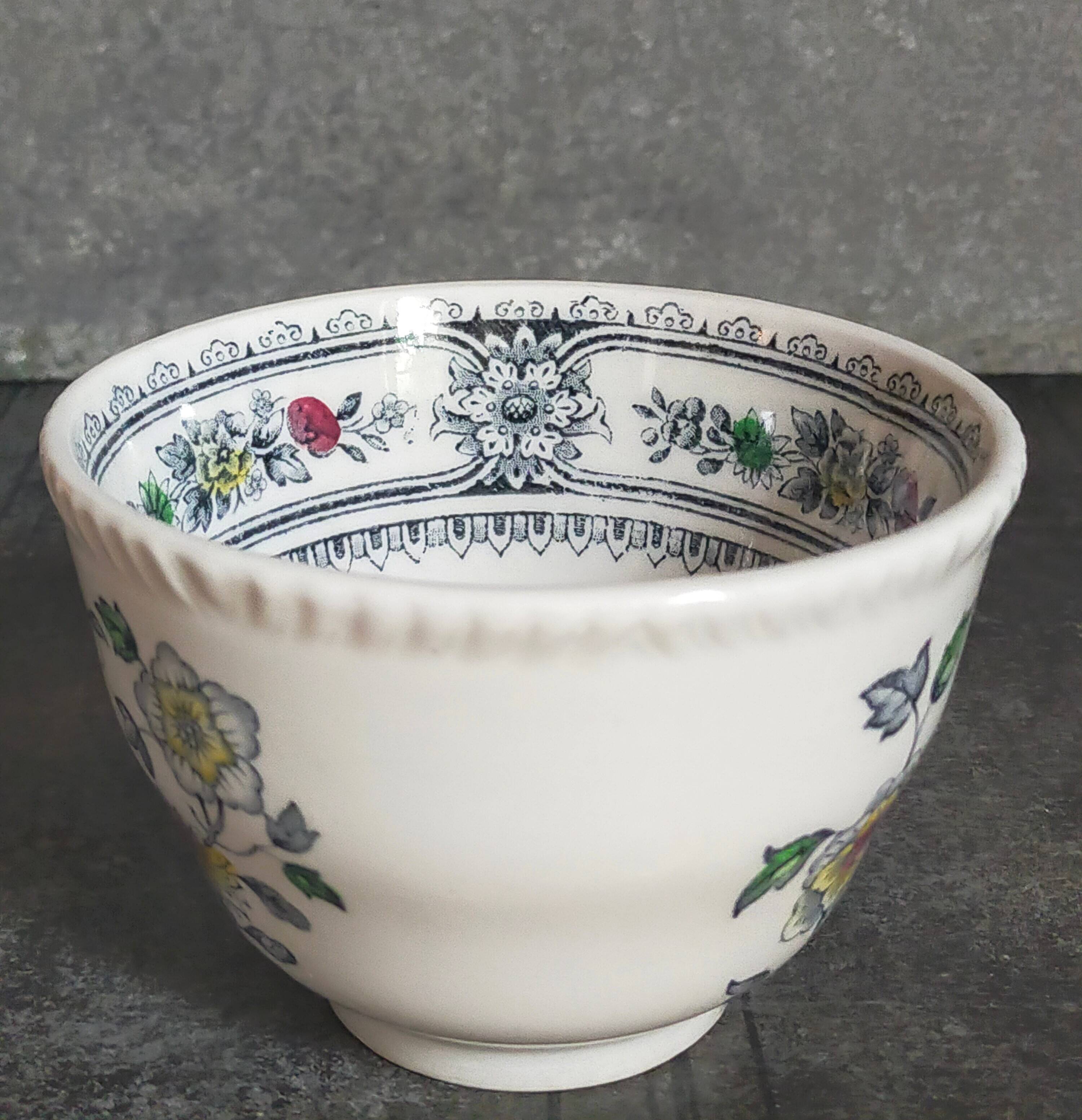 Two vintage wood & sons english lunches "dorset" service