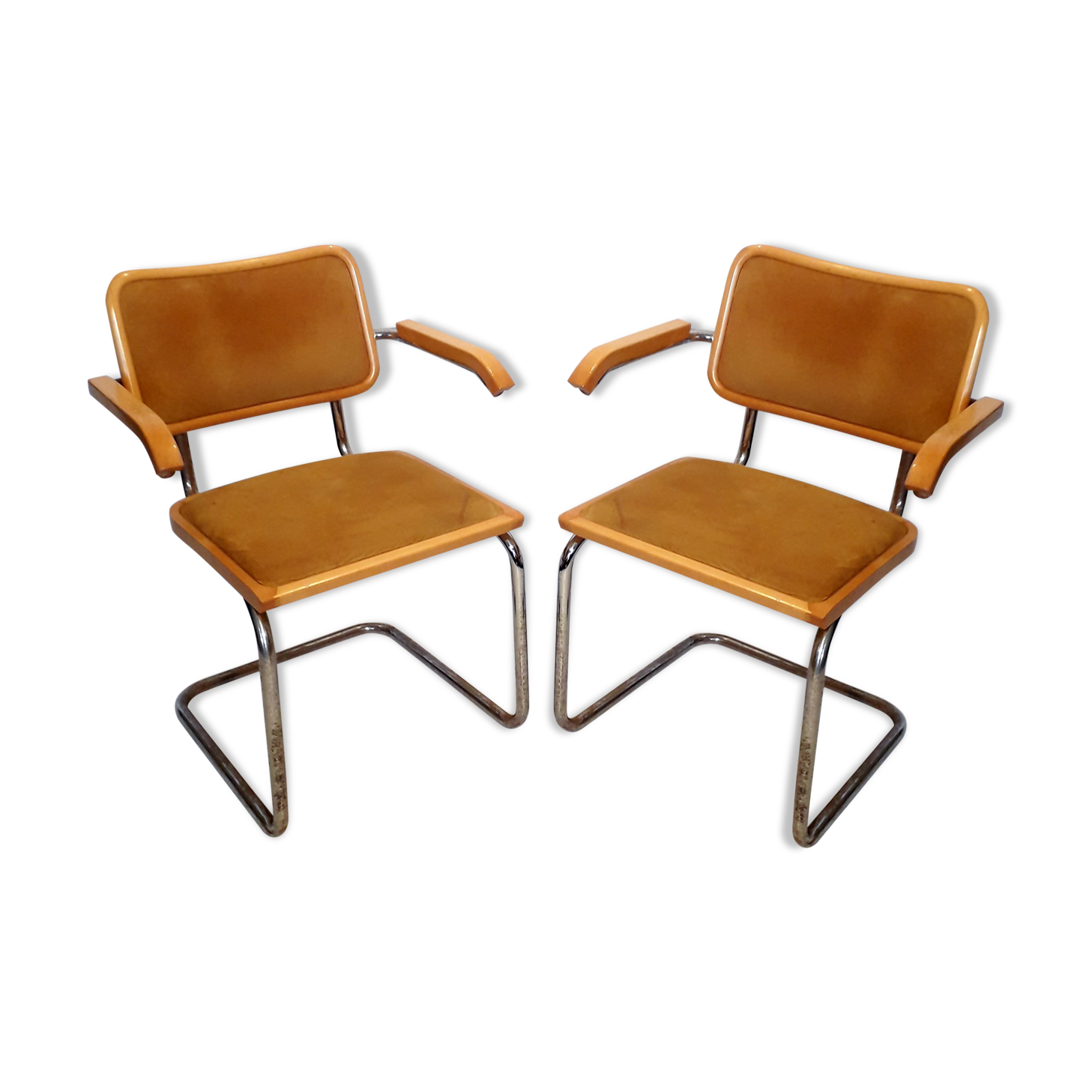 Pair of B64 chairs in leather crust by Marcel Breuer