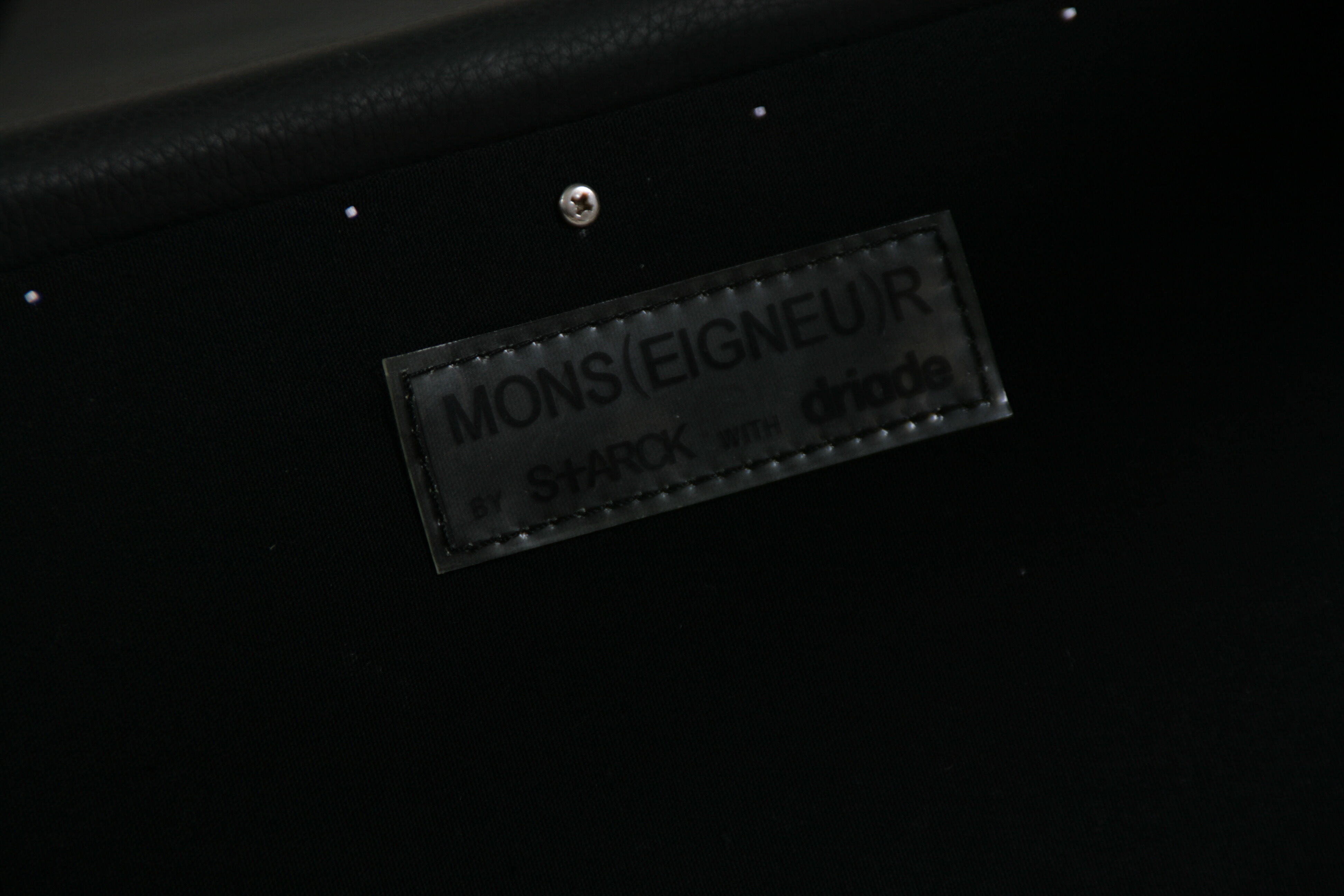 Fauteuil monseigneur by Philippe Strack edited by Driade, 2008