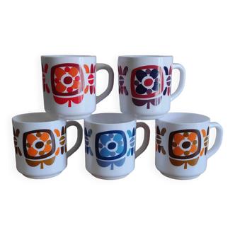 Set of 5 Arcopal Mobil mugs