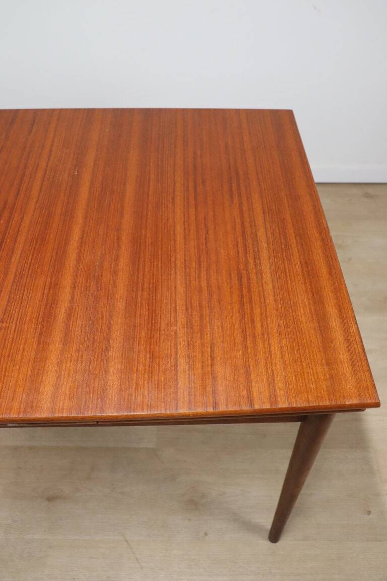Scandinavian extendable teak dining table, 1960