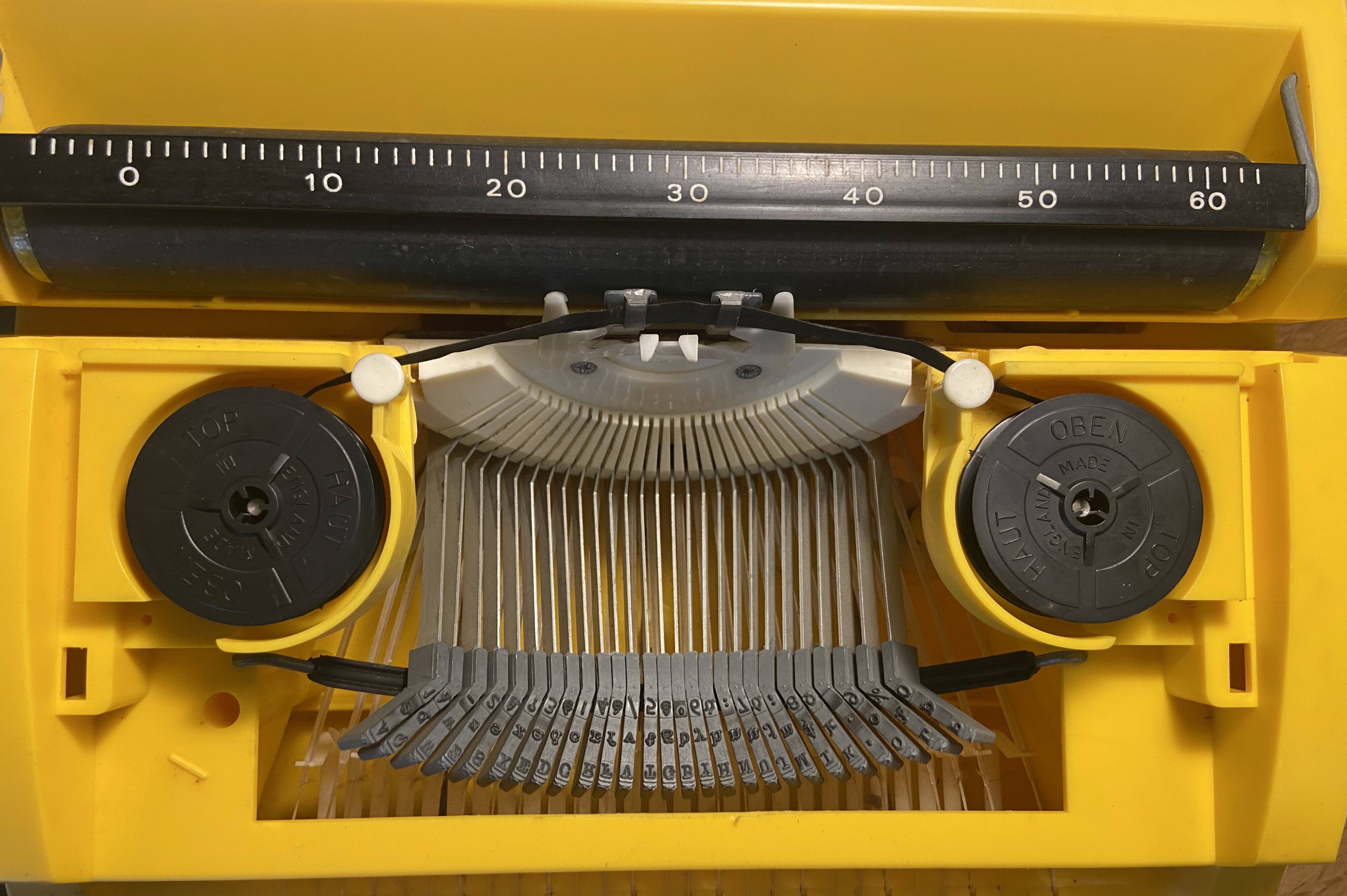Machine à écrire vintage