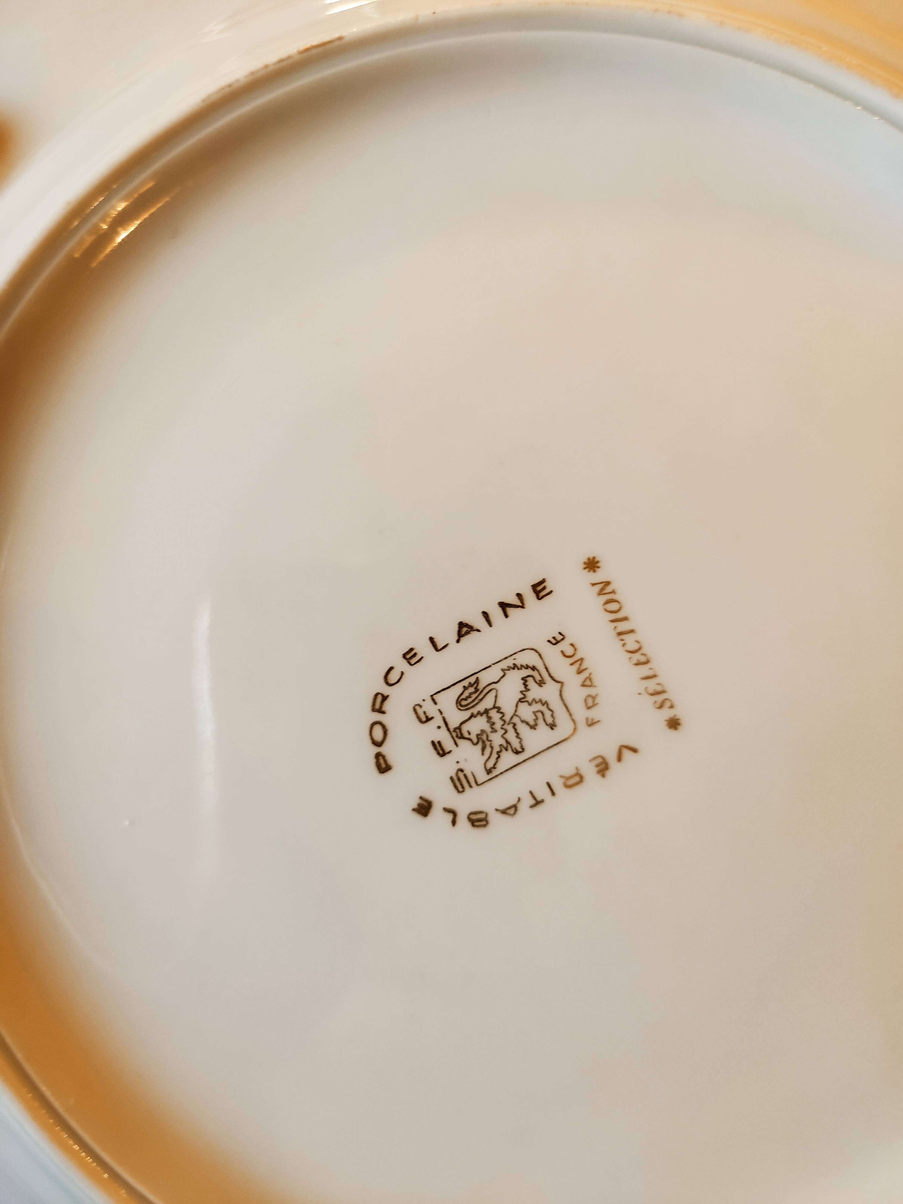 6 mismatched dessert plates decorated with roses