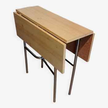 Folding formica table