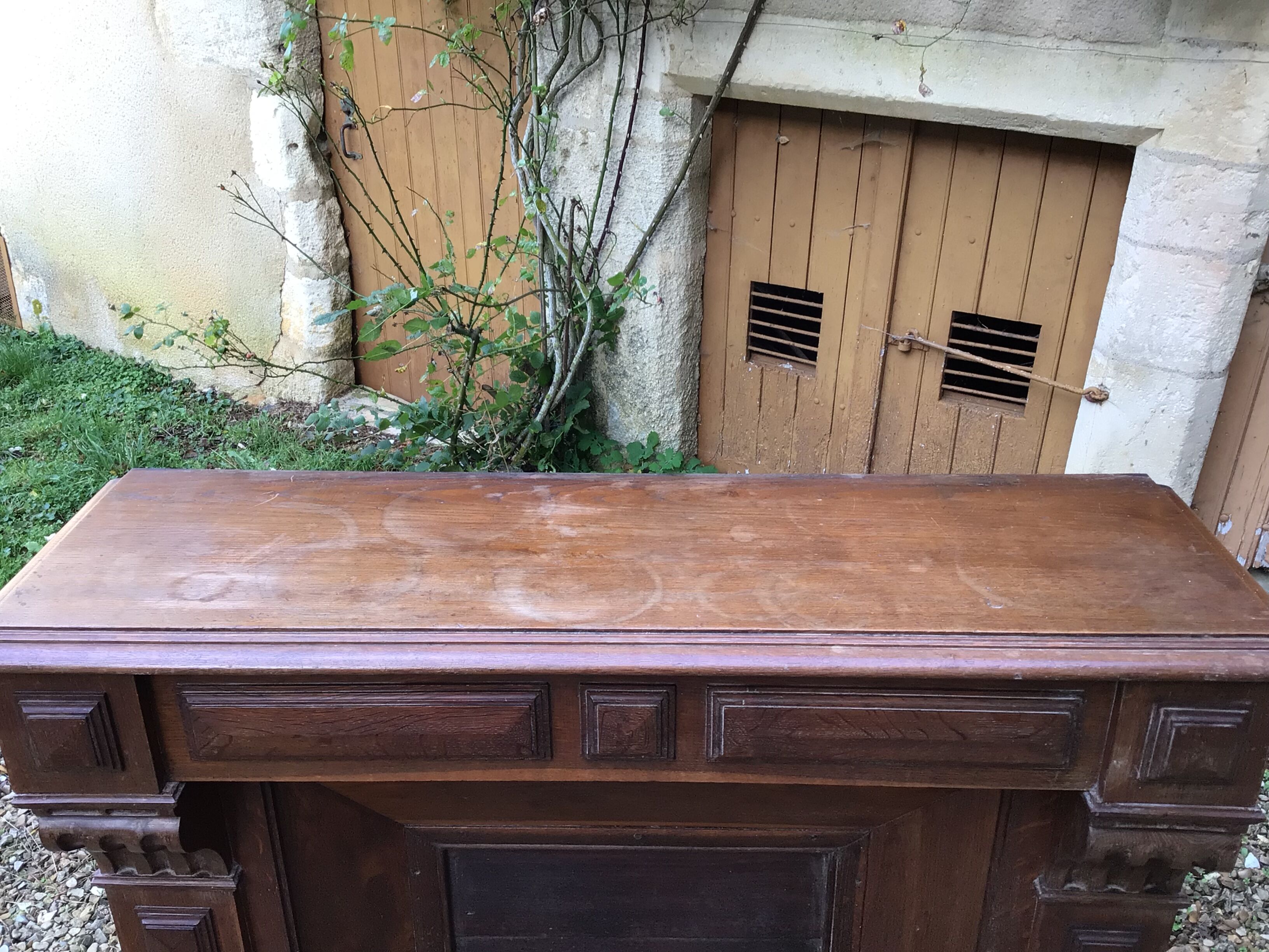 Wooden fireplace mantle