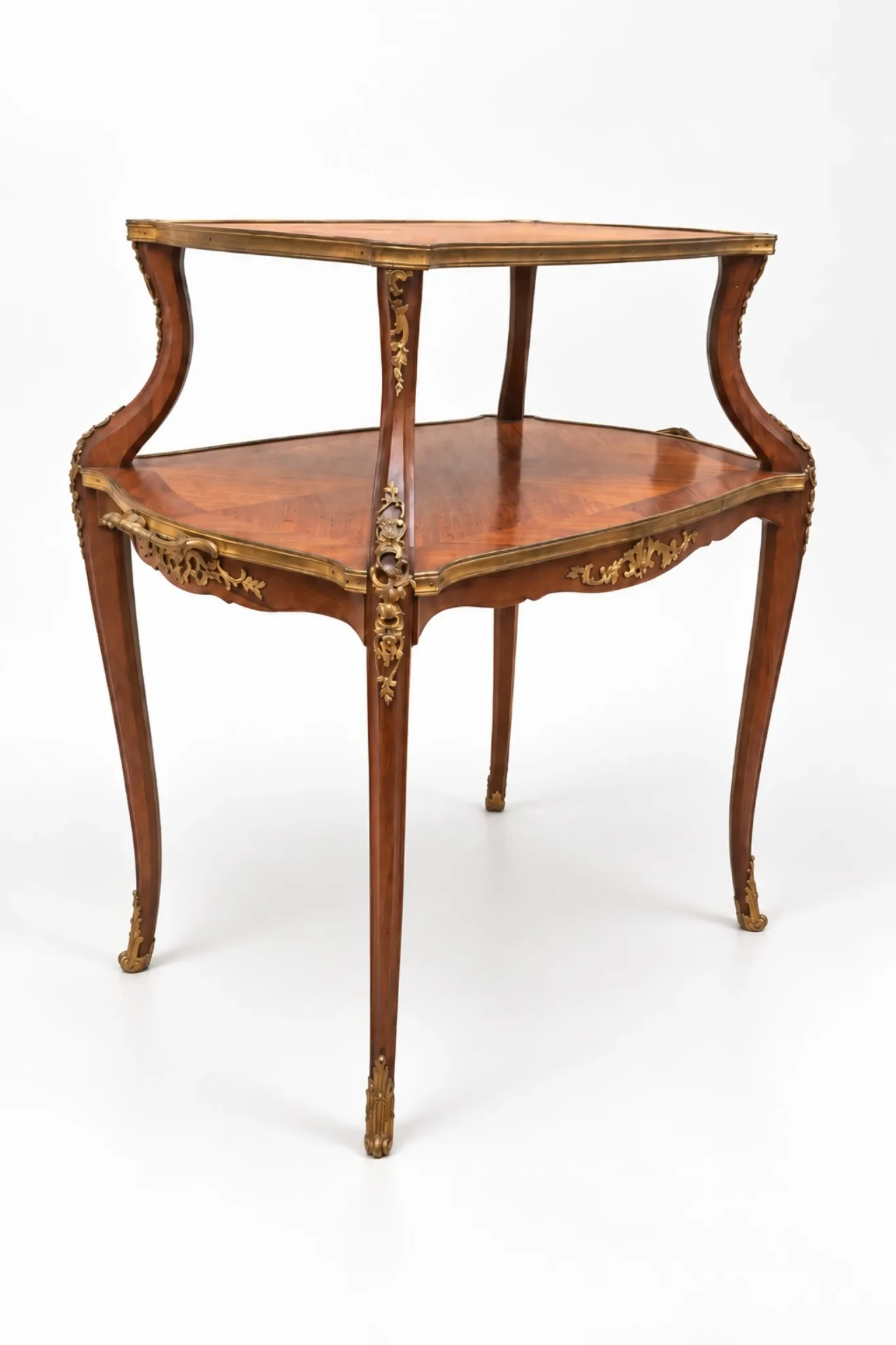 Tea table – Late 19th century – Louis XV style – Marquetry