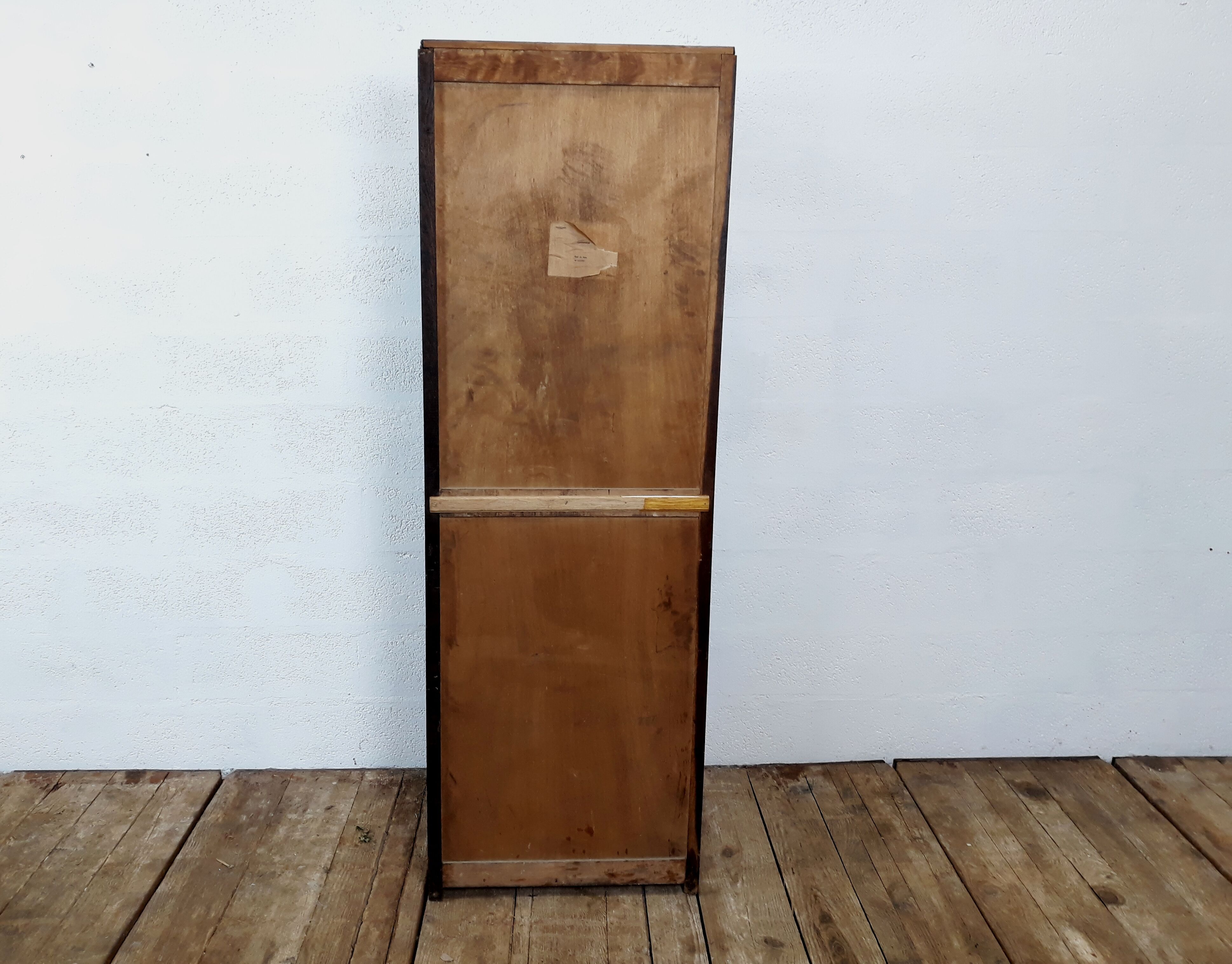 Armoire parisienne vestiaire vintage