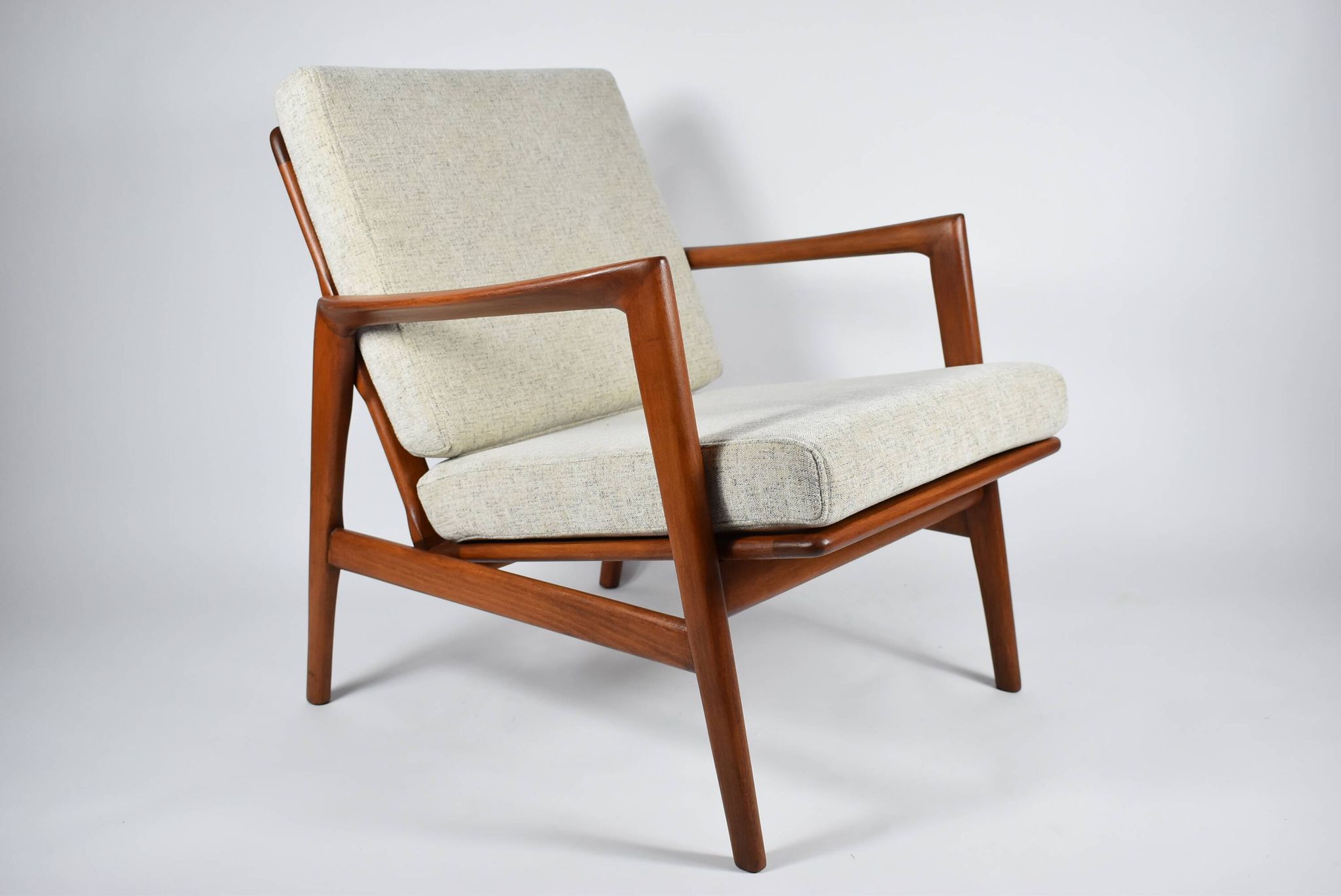 Fauteuil d'origine entièrement restauré, icône scandinave des années 60