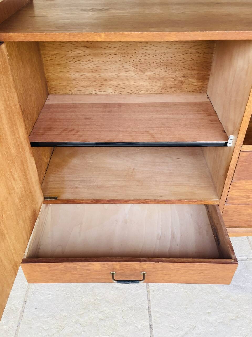 Oak storage unit, splayed legs circa 1950s