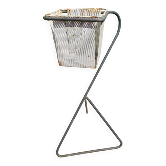 Mathieu Mategot standing planter