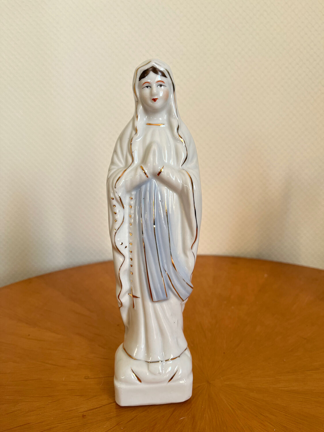 Virgin status of Loures Marie late 19th century