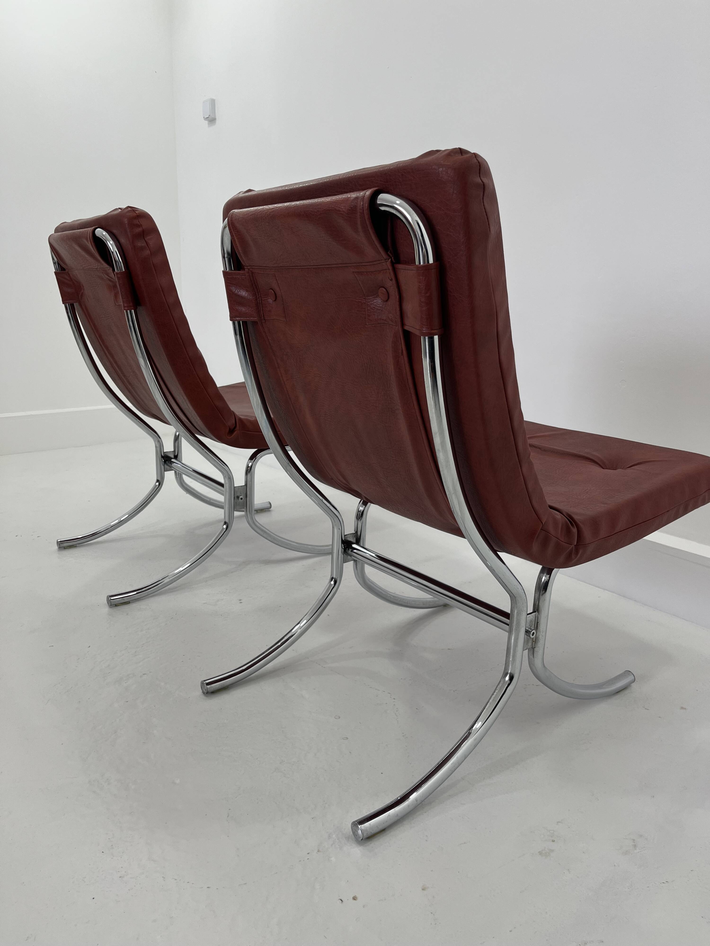 Set of Vintage Lounge Chairs in Chrome and Vinyl, 1970s