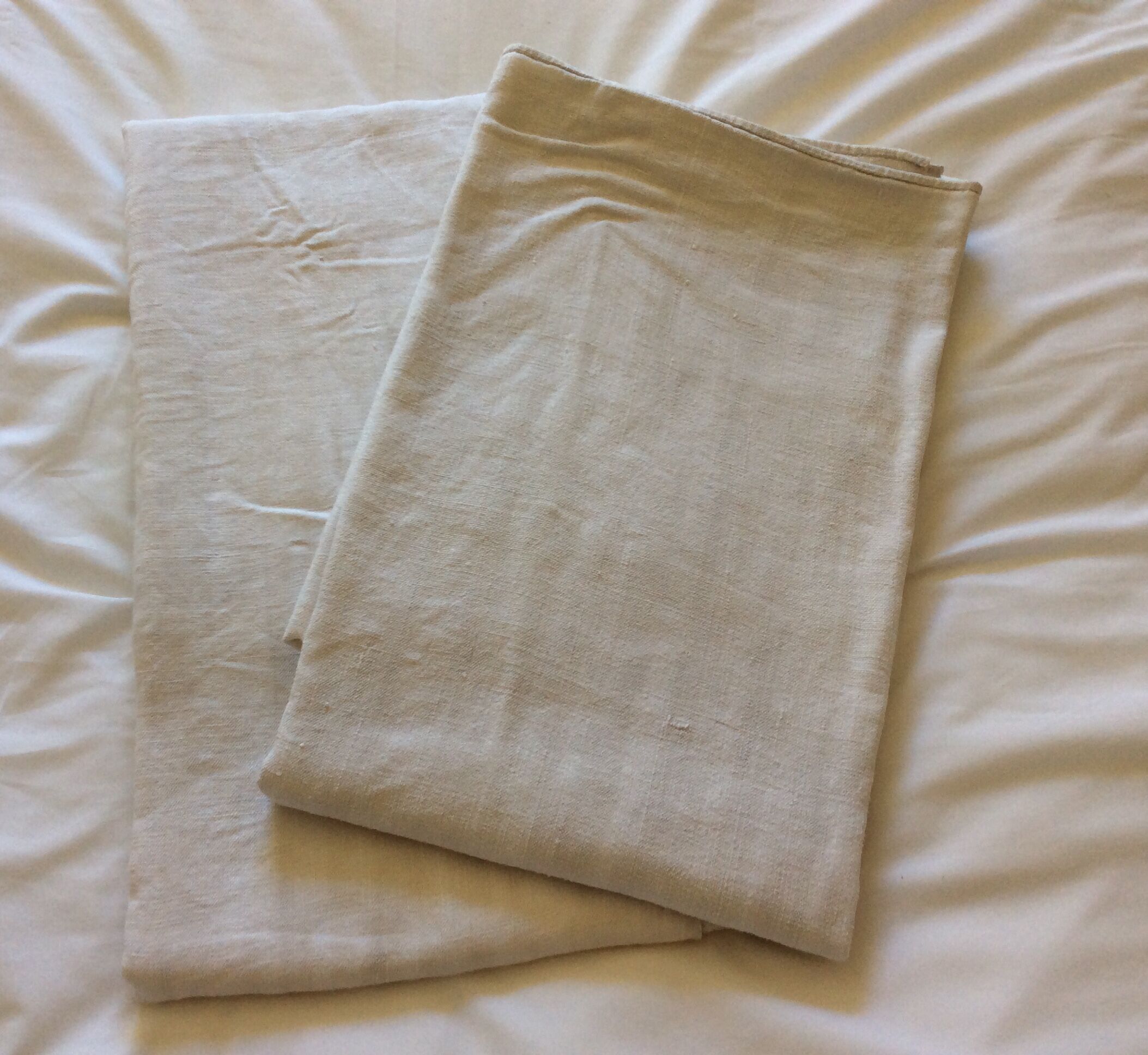 Old country sheet in large linen canvas