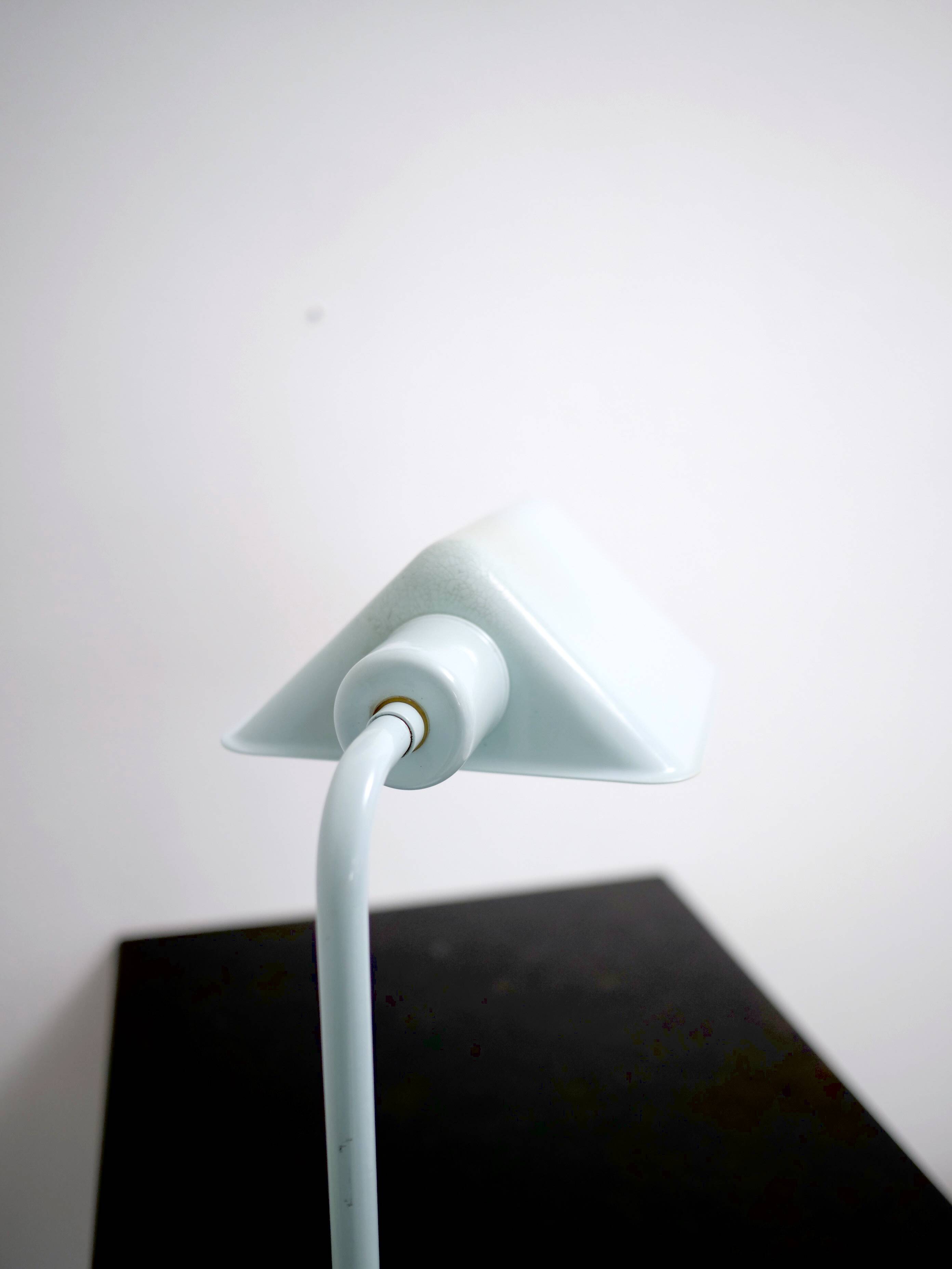 Bauhaus lamp