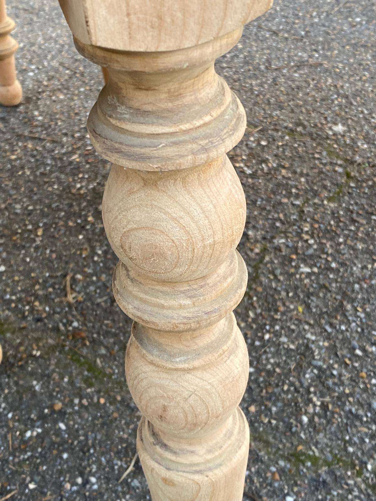 Renovated Louis Philippe round extendable dining table 118-200cm 19th century