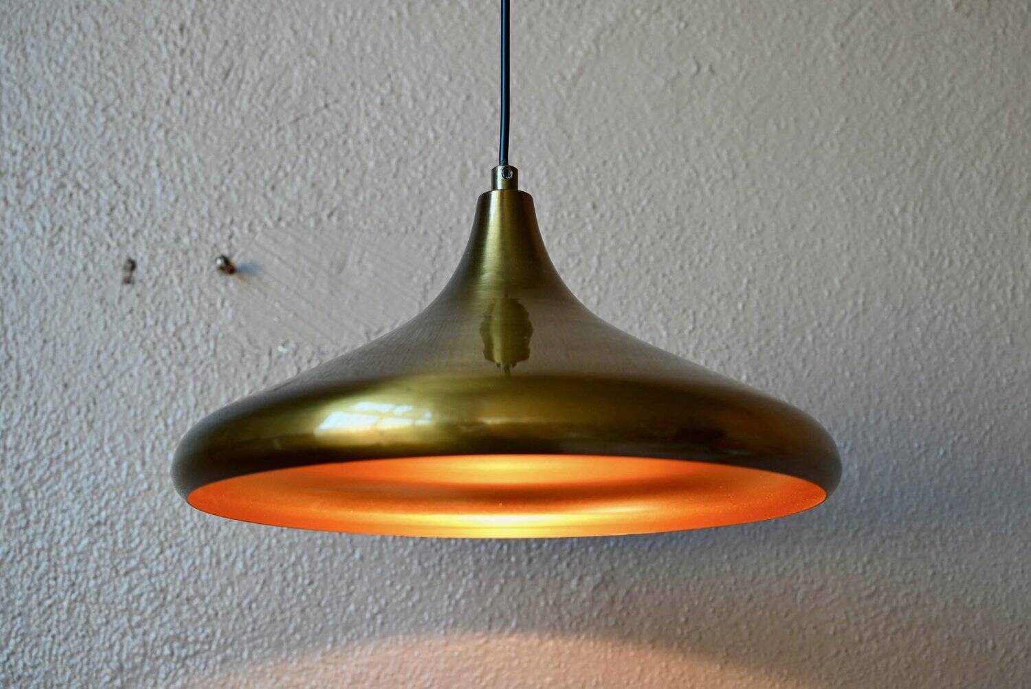 Suspension Space Age brushed brass with copper interior from the 60s-70s.