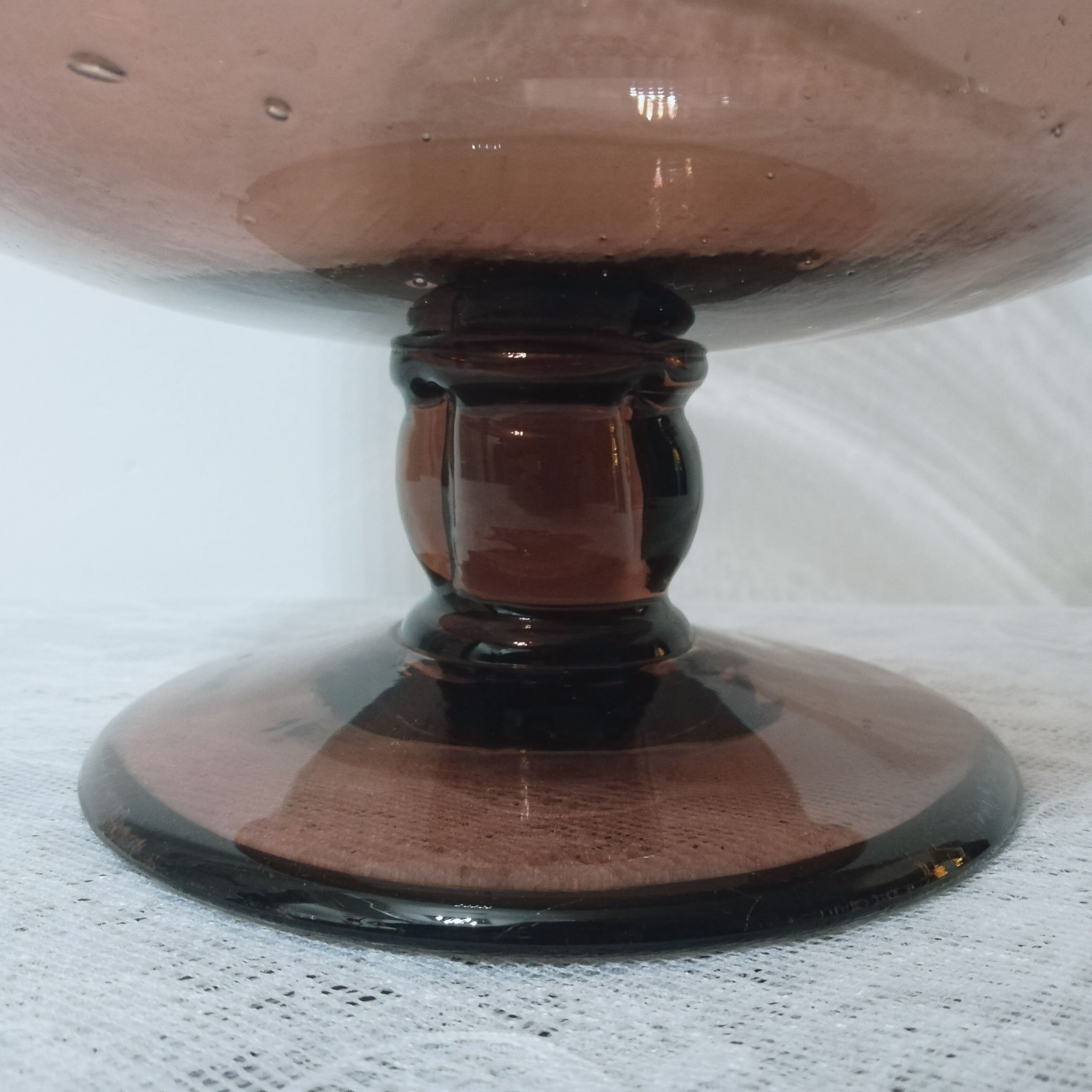 Cut in bubbled blown glass biot