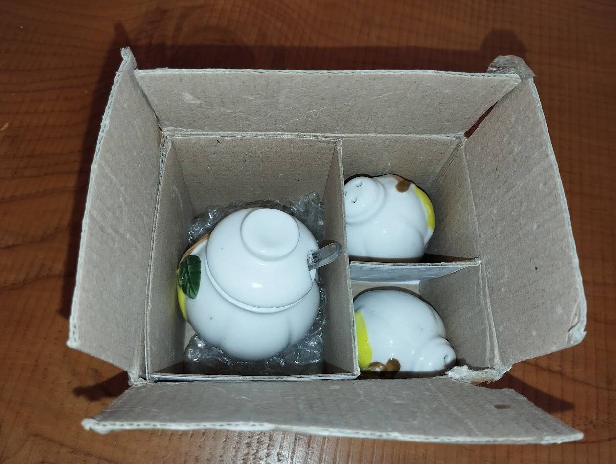 Movilex vintage set with lemons – mustard pot, salt shaker and pepper shaker –