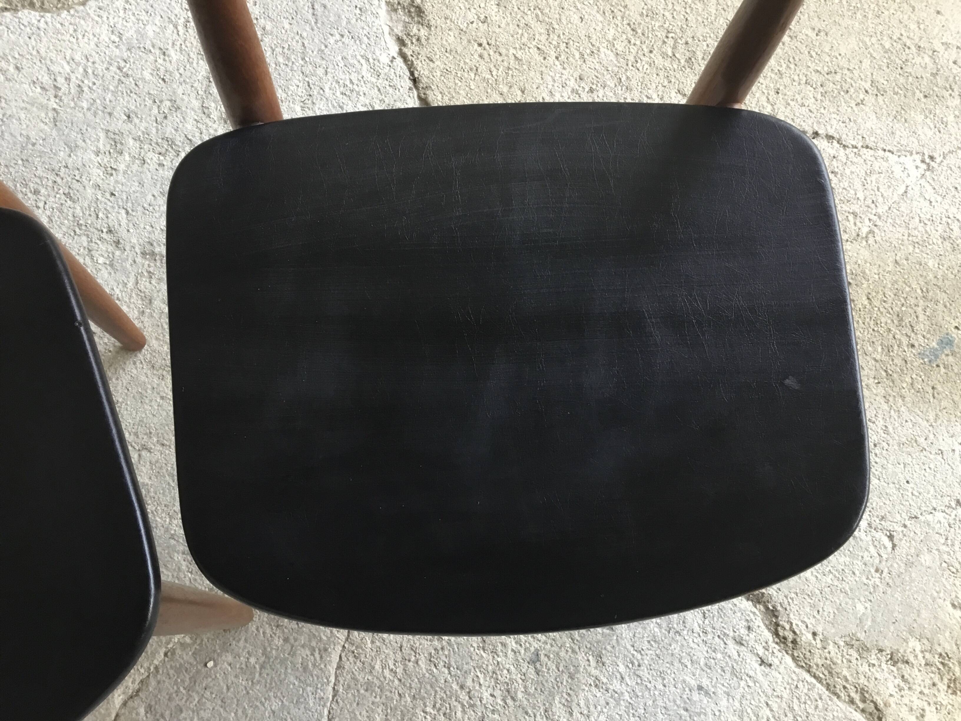 Pair of Scandinavian chairs by Hans Olsen for Frem Rojle - 1960s