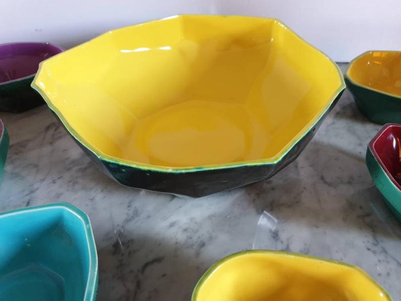 Vintage salad bowl and ramekin with cut-in-coloured earthenware
